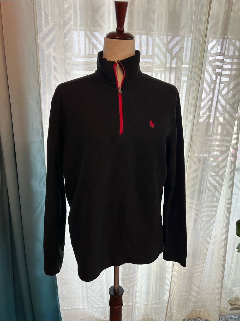 Ralph Lauren Men’s Black Zip-Up Fleece Sweater with Red Trim Sz Medium